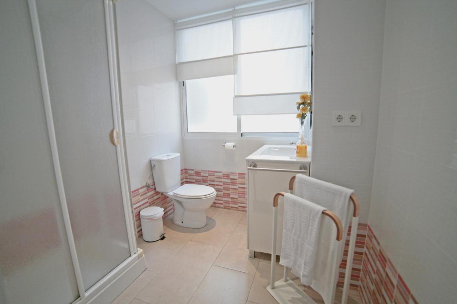 Apartamentos Bahia Аліканте Екстер'єр фото