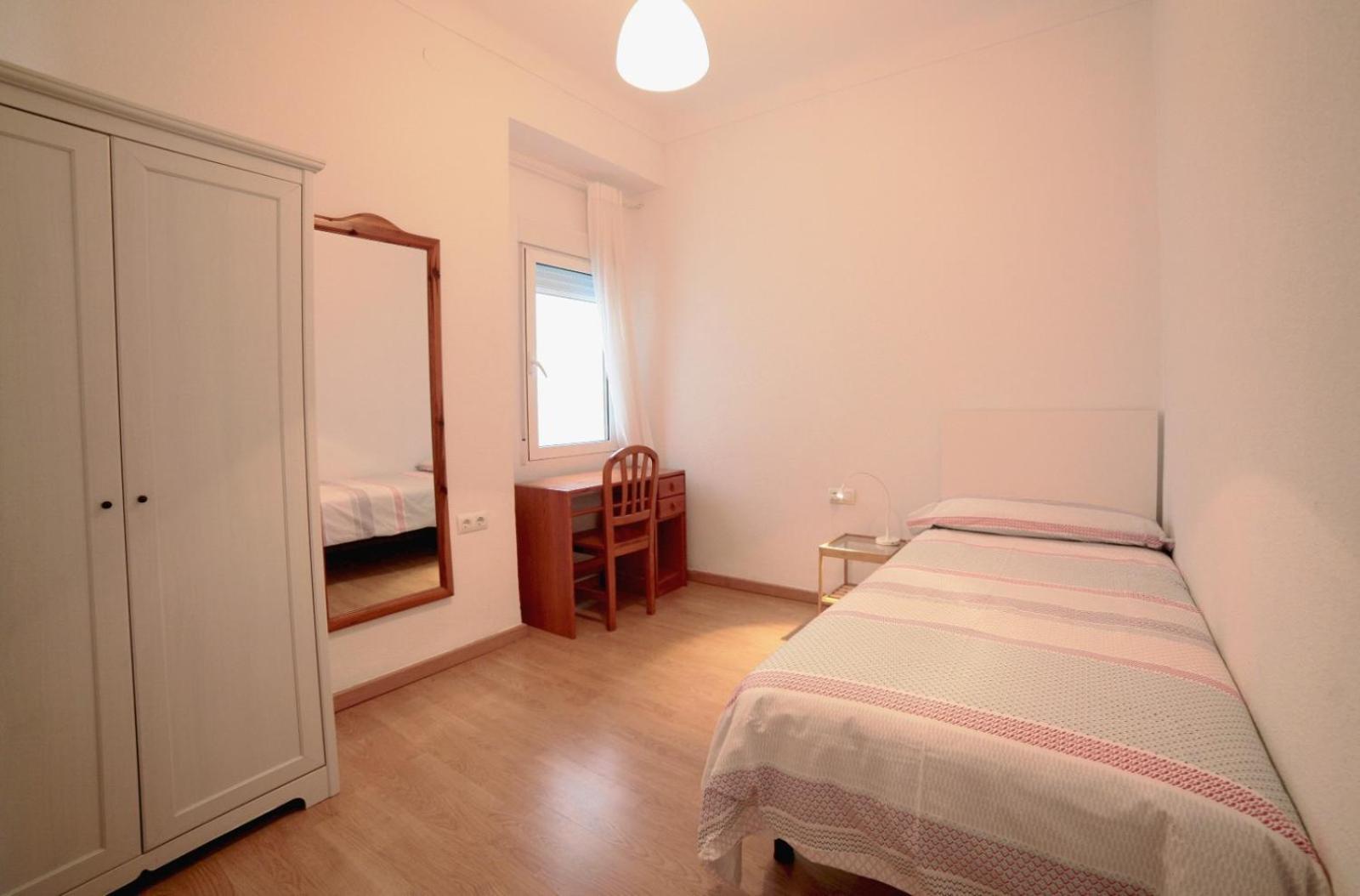 Apartamentos Bahia Аліканте Екстер'єр фото